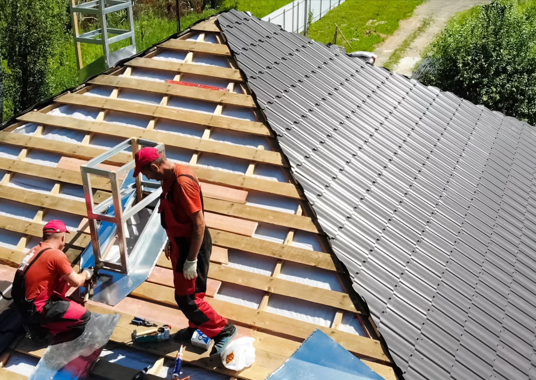 Roofing Installation and Repair Guide for Portland, OR (2026) - Zurc Construction Portland Oregon